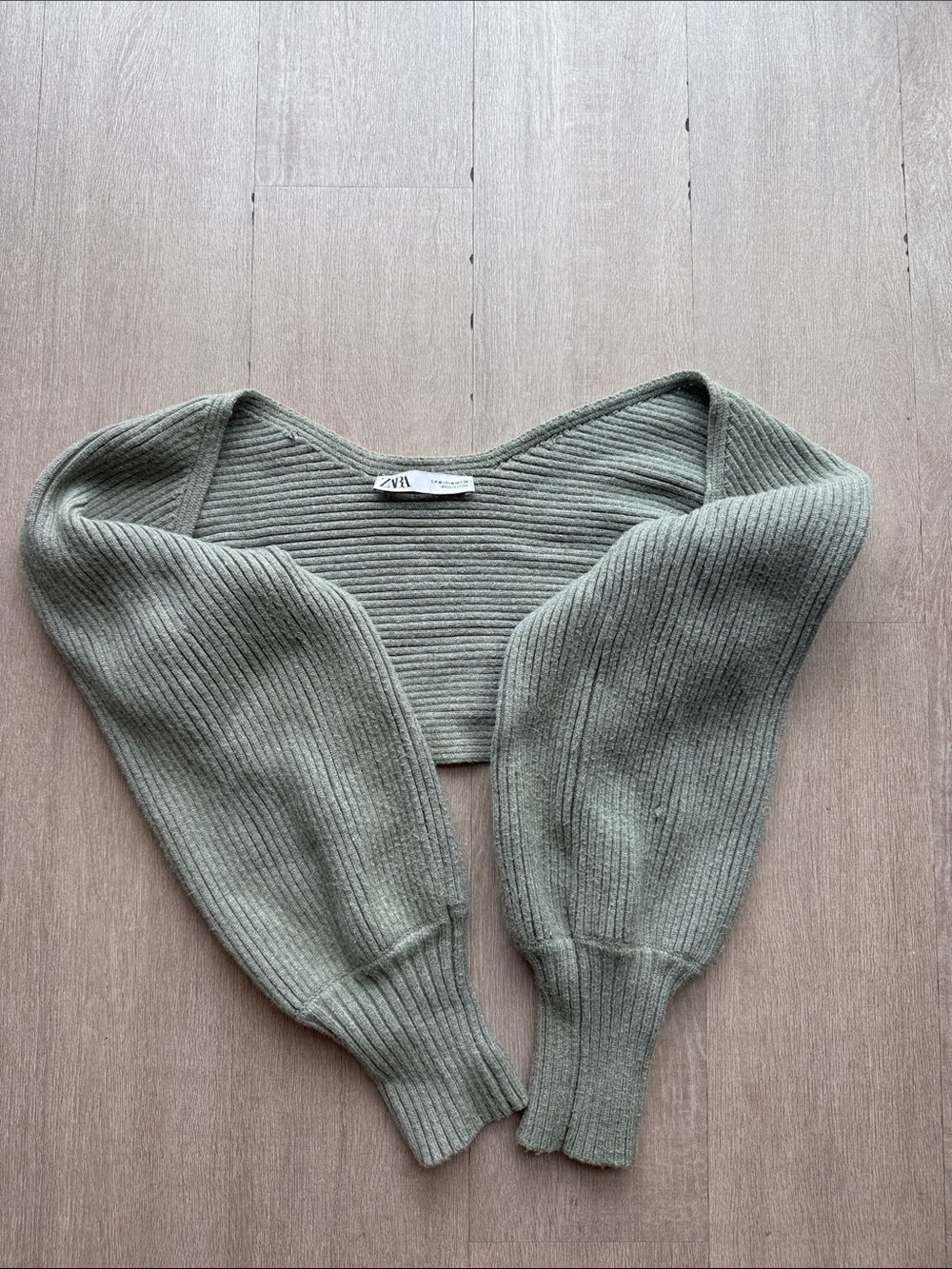 Zara Olive Ribbed Balloon-Sleeve Shrug